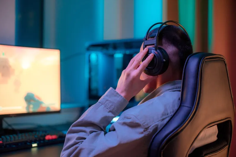 Engineered Compulsion: The Dark Science of Keeping You Logged In at Any Cost